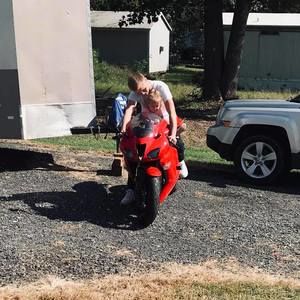 Meet your Posher, Hunter